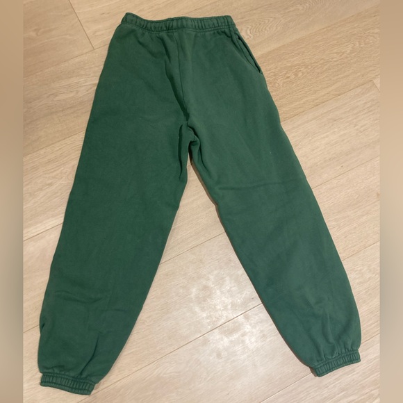 ARITZIA TNA Cozy Fleece Sweatpants - Picture 2 of 4